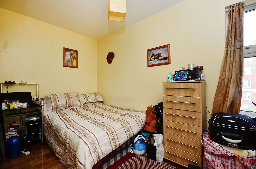 Property photo 3 of 7