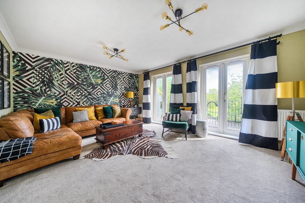 Property photo 2 of 19 Picture No. 08