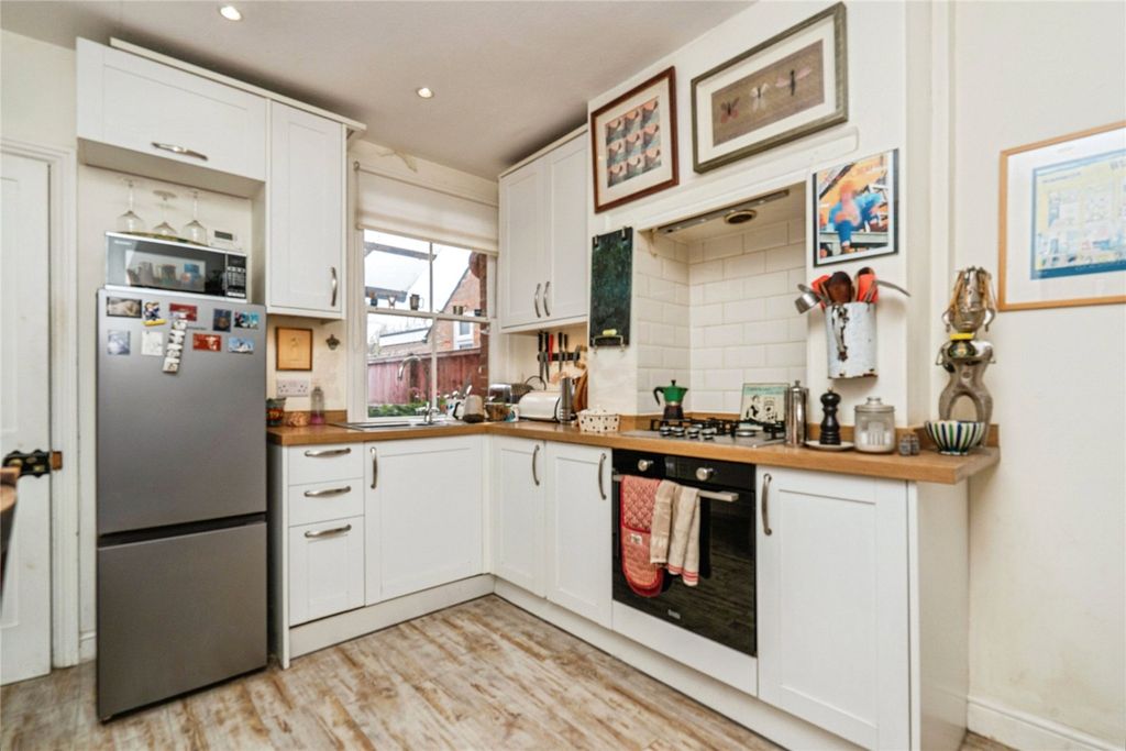 Property photo 3 of 20 Picture No. 18