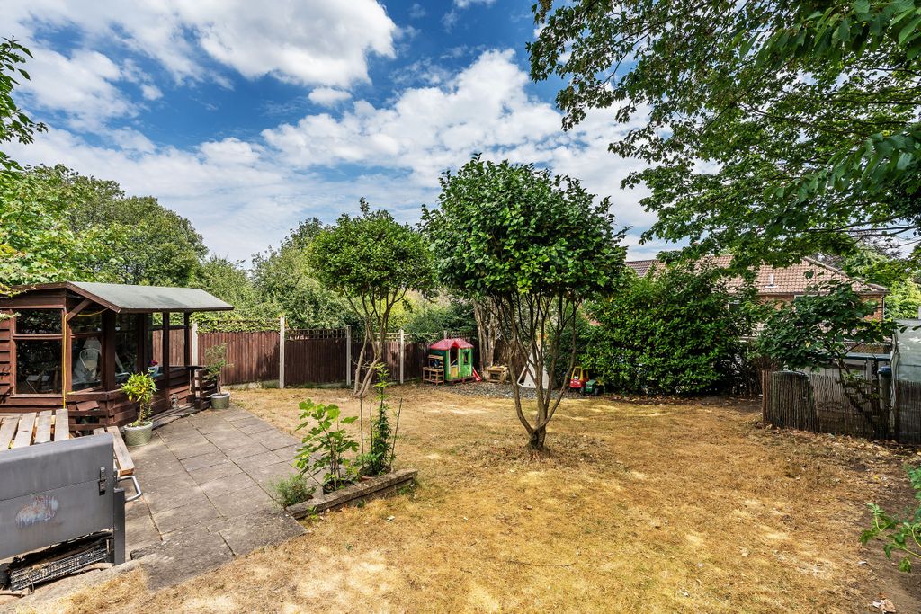 Property photo 3 of 19 Photo 3
