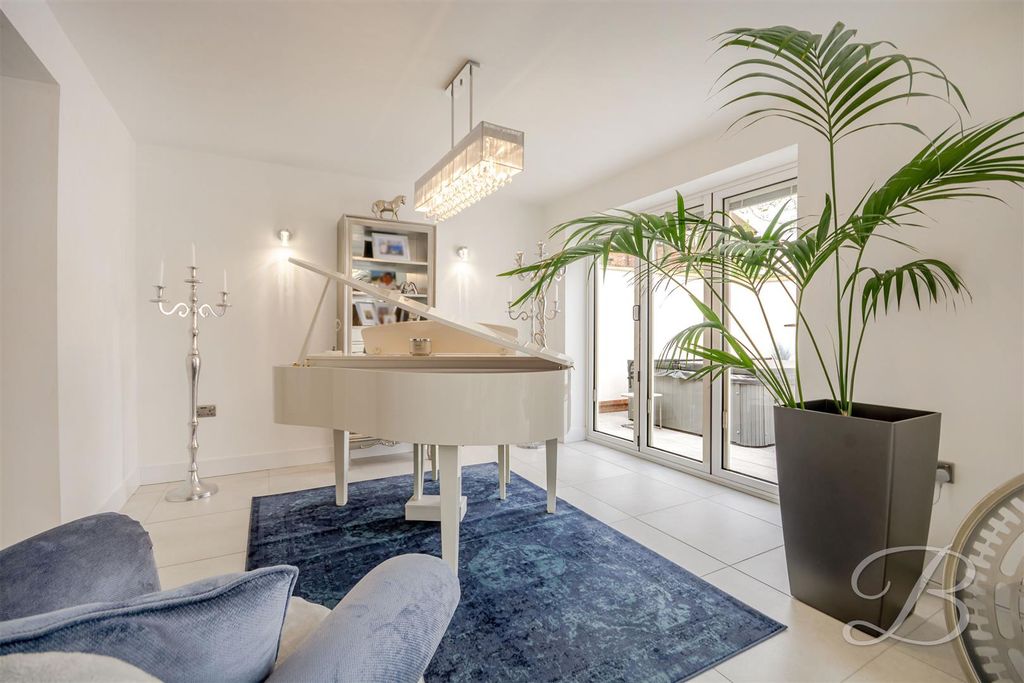 Property photo 3 of 58 Ccltd-29.Jpg