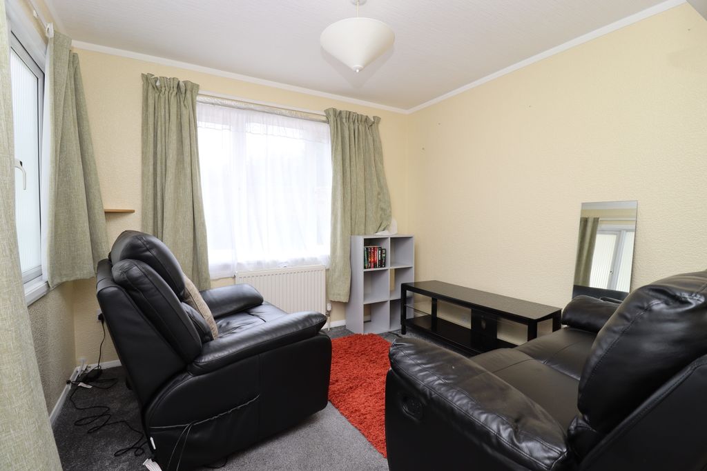 Property photo 3 of 10 Img_1169