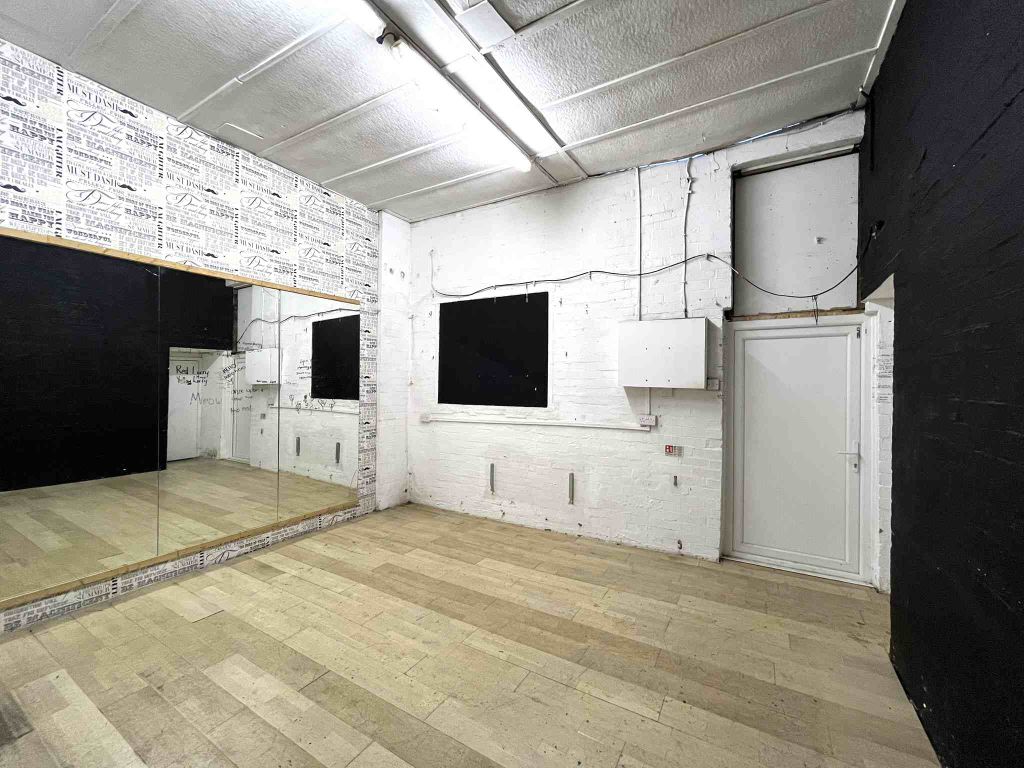 Property photo 2 of 4