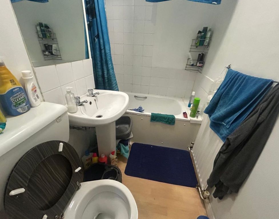 Property photo 3 of 6