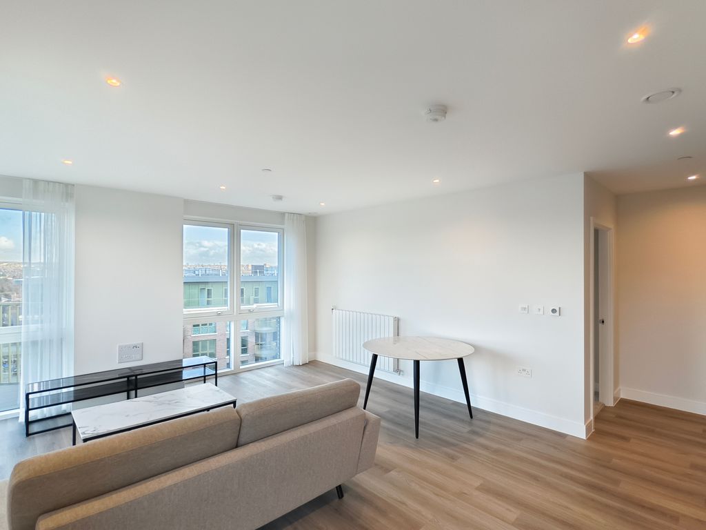 Property photo 2 of 30