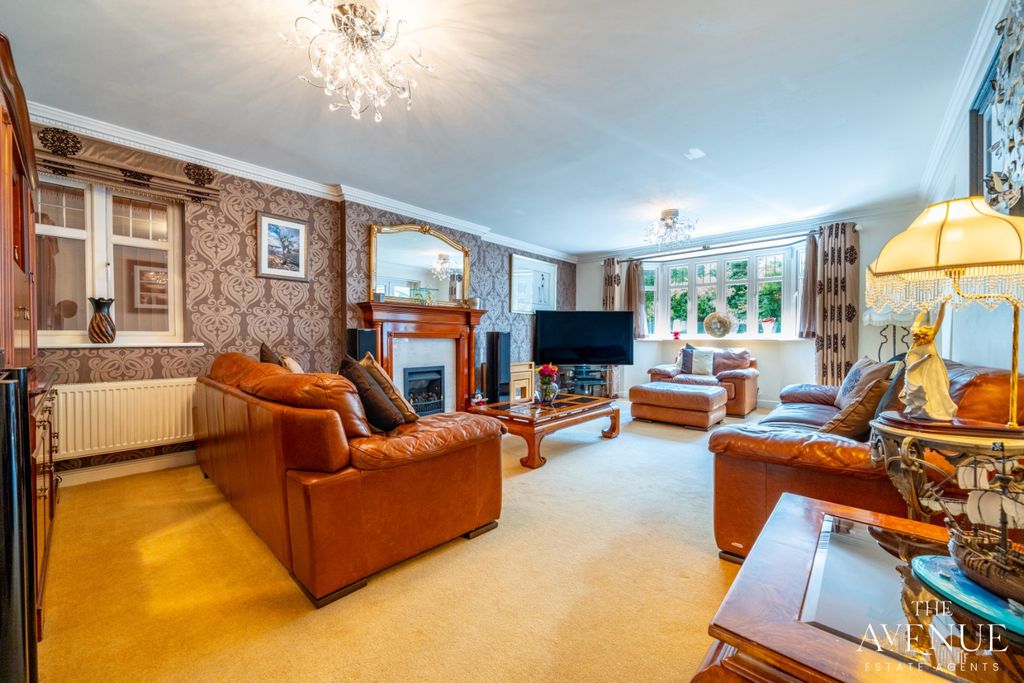 Property photo 3 of 60 41629810
