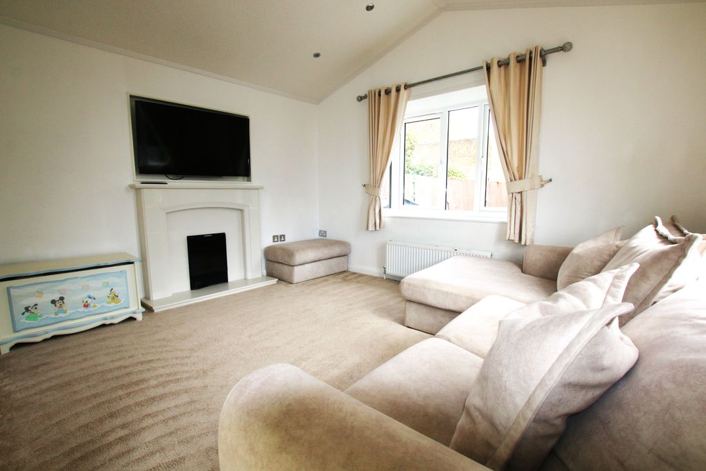 Property photo 2 of 9 Img_1344