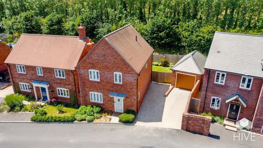 Property photo 1 of 17 Dji_0814-Hdr.Jpg