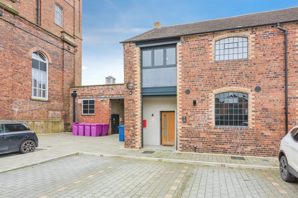 Property photo 1 of 16