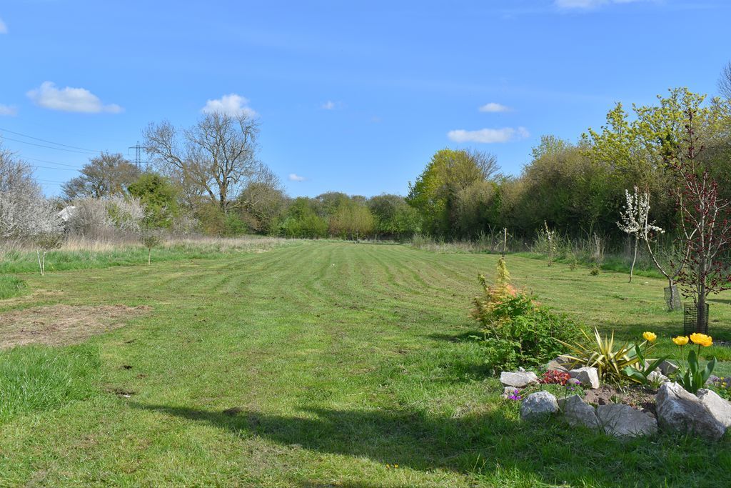 Property photo 2 of 21 Photo 8