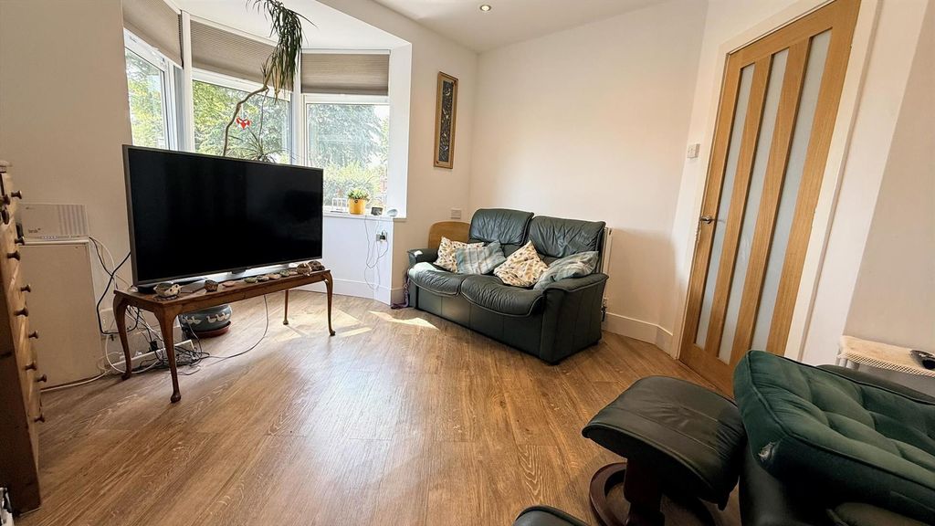 Property photo 3 of 20 1752-2.Jpg