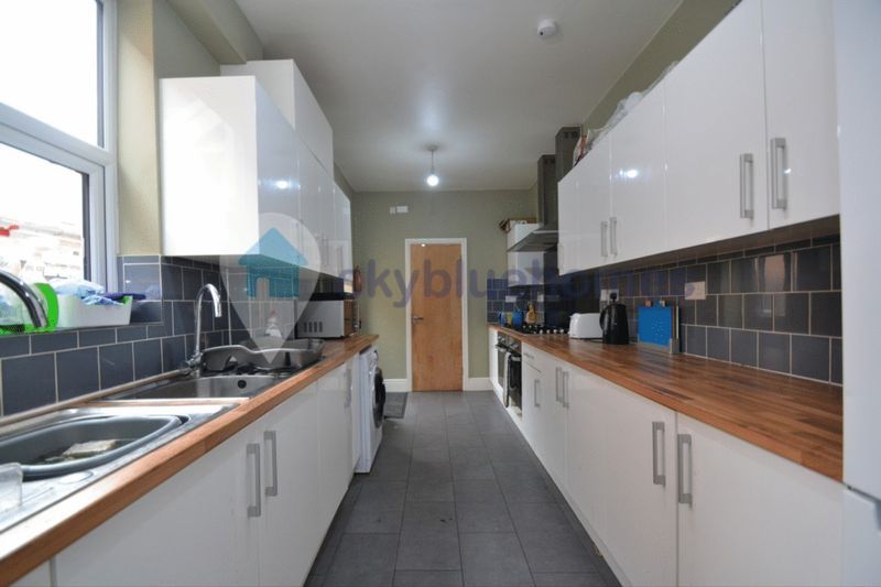 Property photo 3 of 13 Photo 2