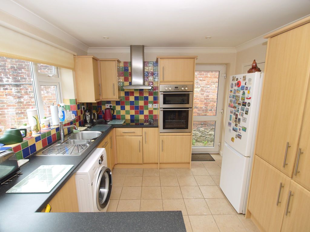 Property photo 3 of 14 Photograph 12