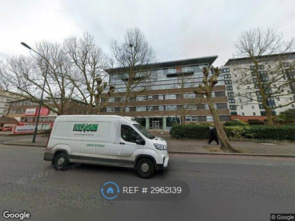 Property photo 1 of 3