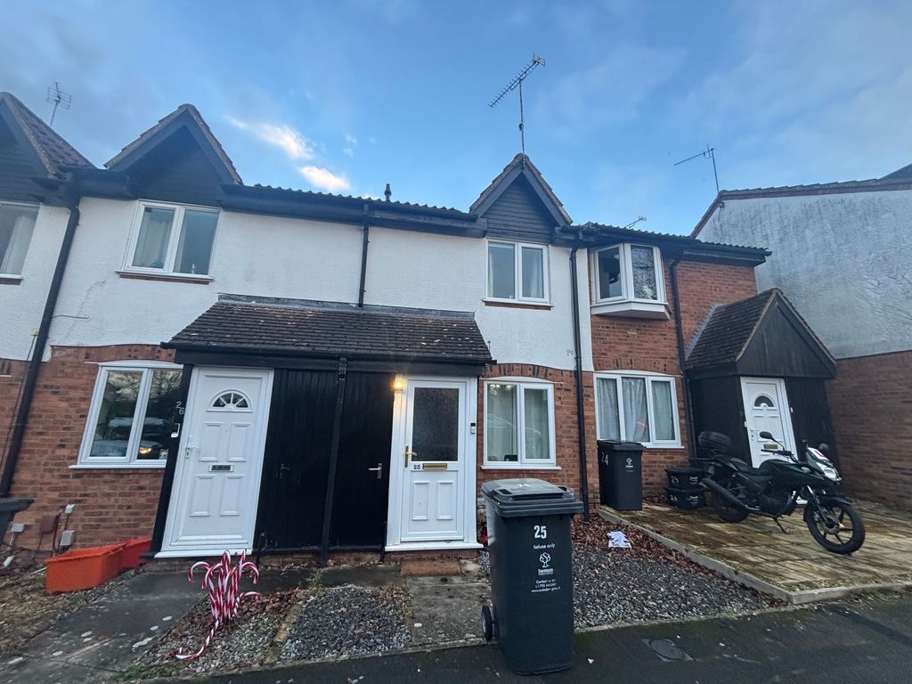 Property photo 1 of 7 Front