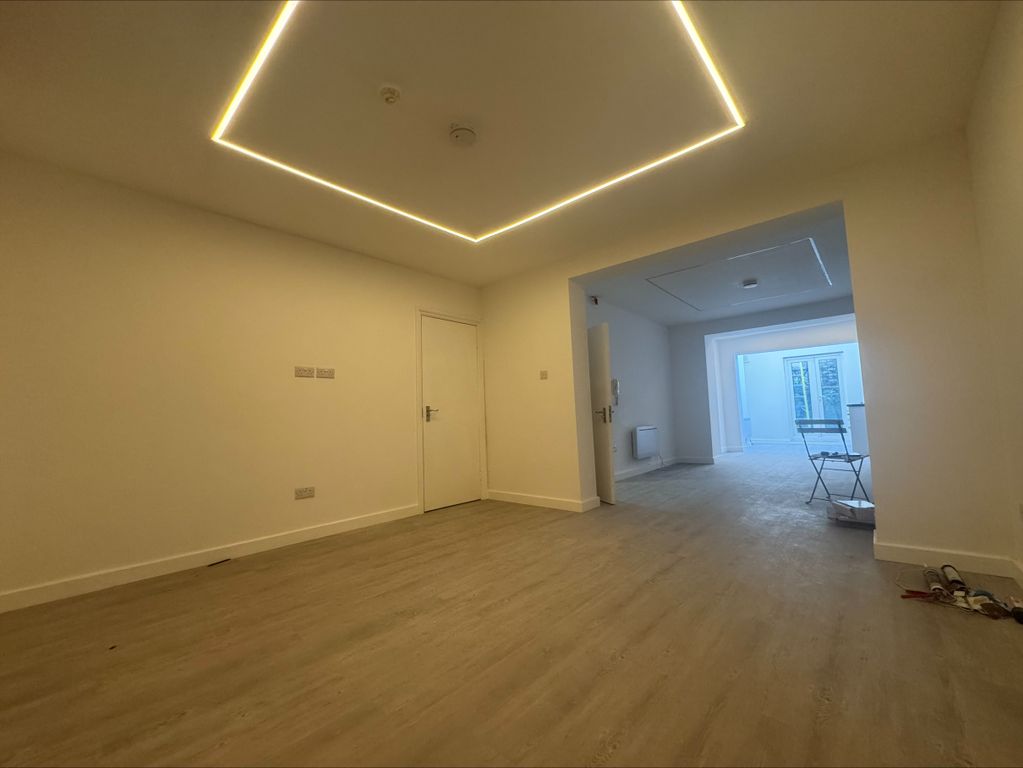 Property photo 1 of 10 Processed-A881D31E-63DC-4Dd4-9F04-5445641Bdbed.Jpeg