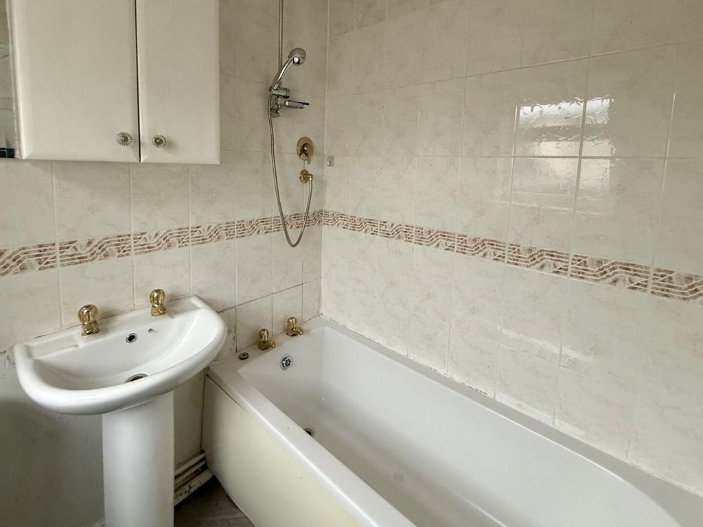Additional image 10 of 2 bed terraced house to rentBond Street, Stoke-On-Trent ST6