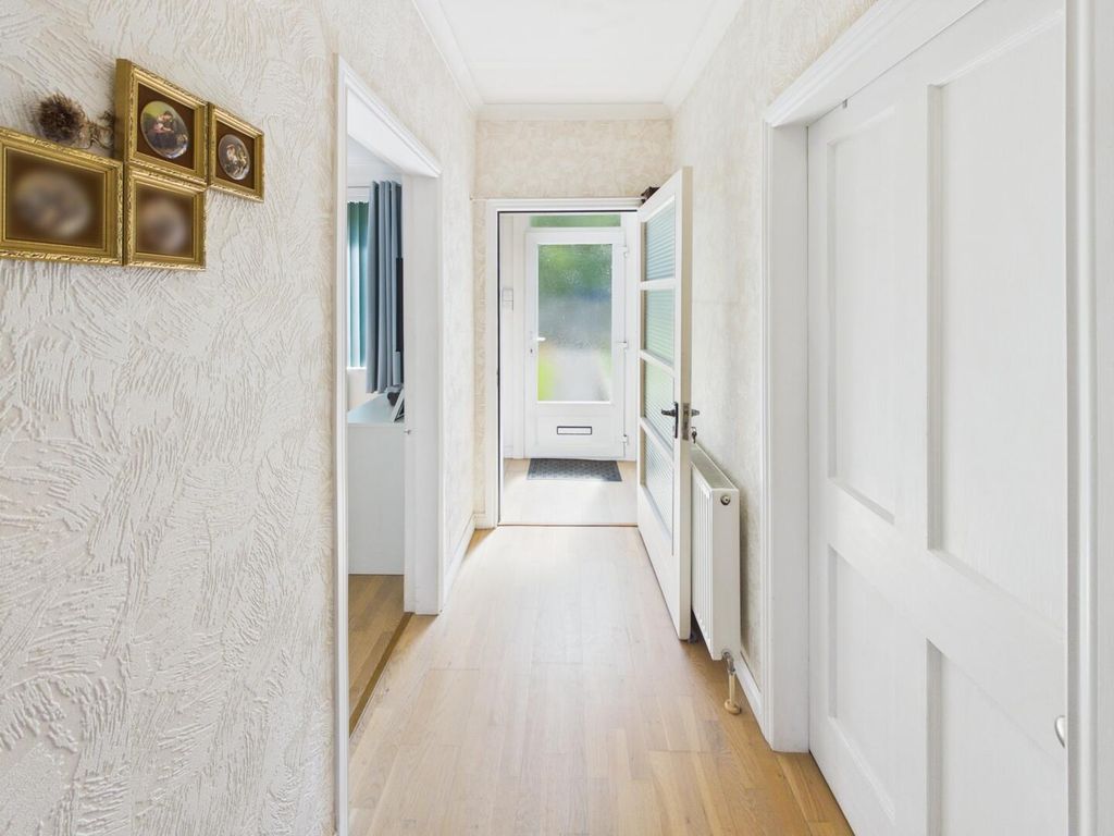 Property photo 3 of 23 Hallway