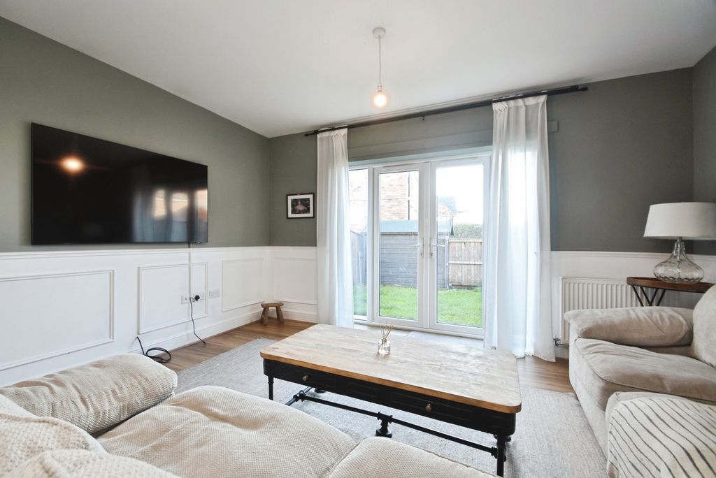 Property photo 2 of 15 Photo