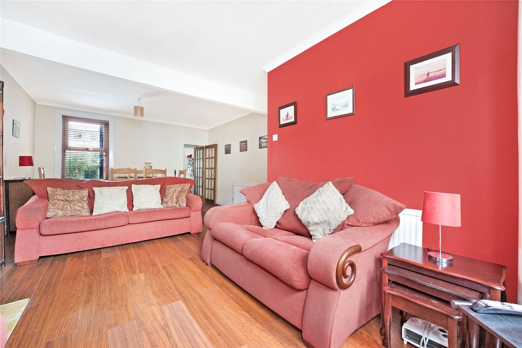 Property photo 3 of 17 Picture No. 08