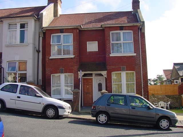 Property photo 1 of 9 Shanklin Road 20A Pht.Jpg