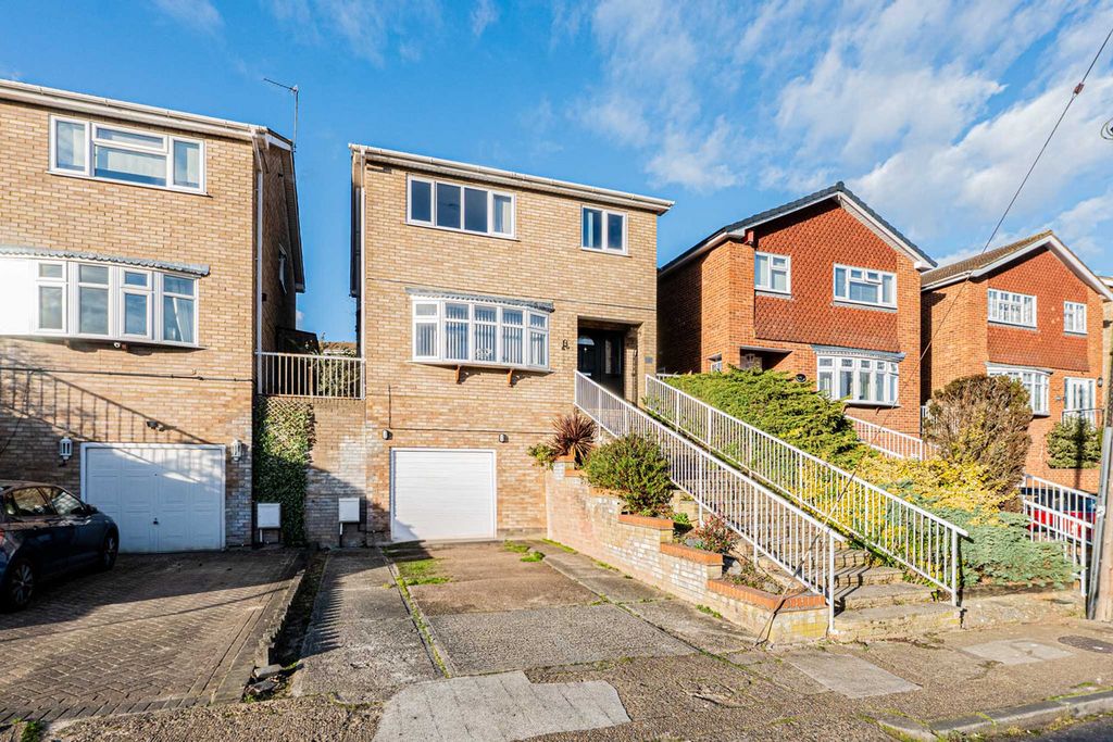 Property photo 1 of 22