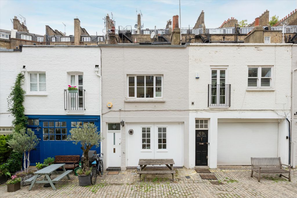 Property photo 2 of 18 Image