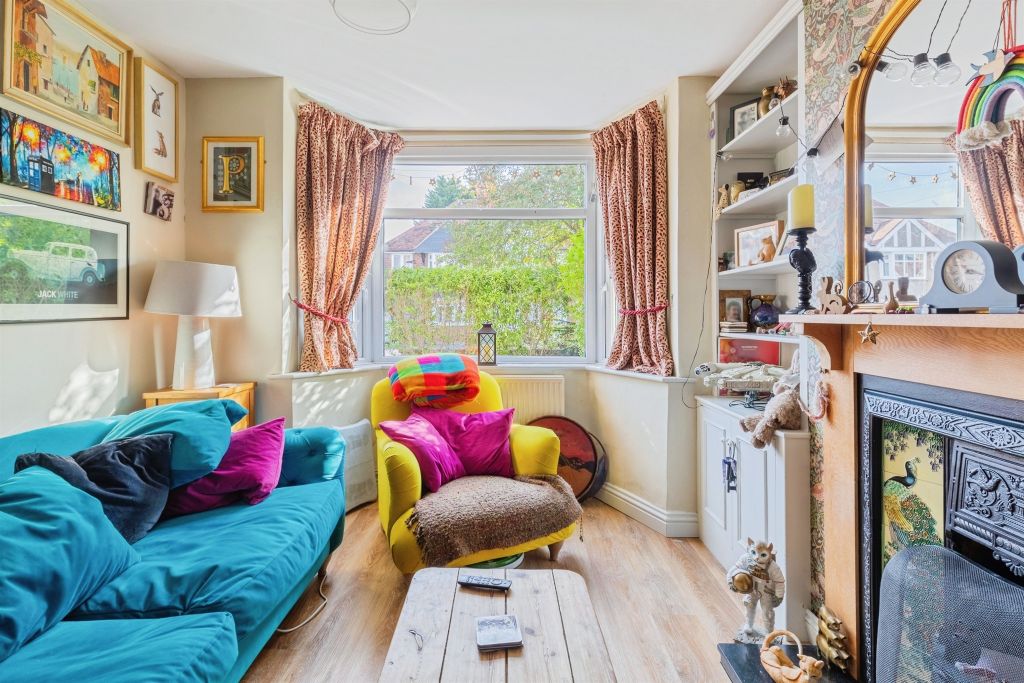 Property photo 2 of 12