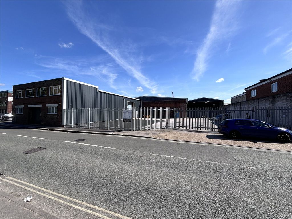 Property photo 1 of 18 Picture No. 08