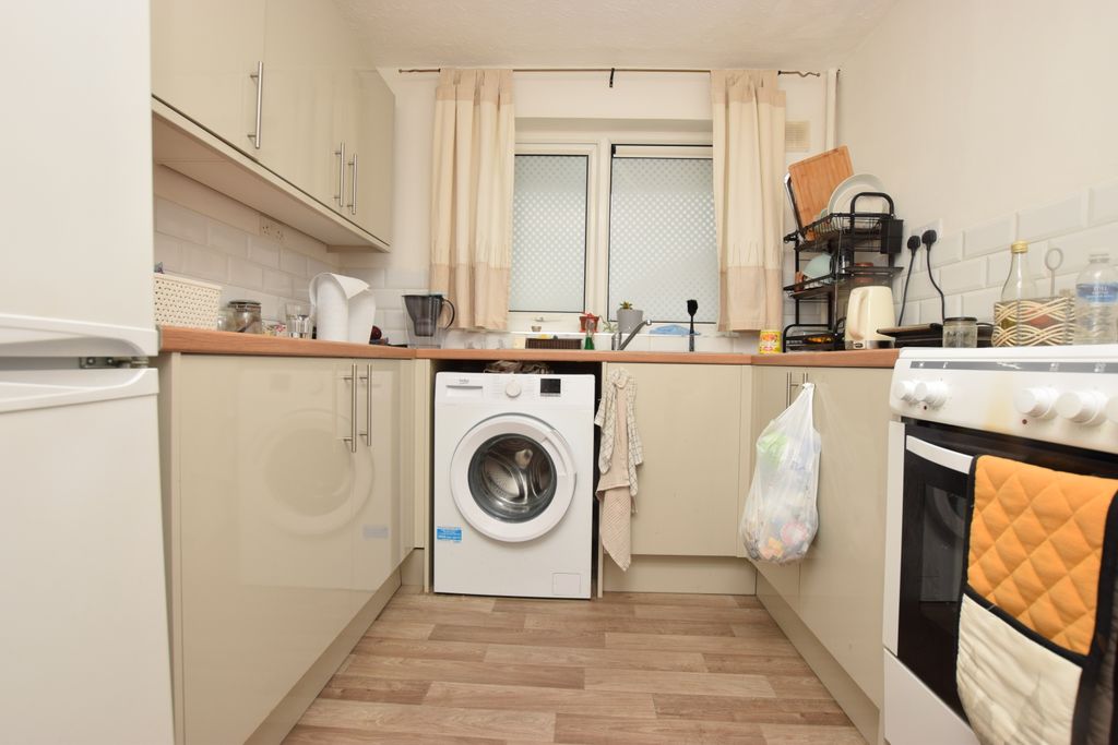 Property photo 3 of 9 Dsc_0037