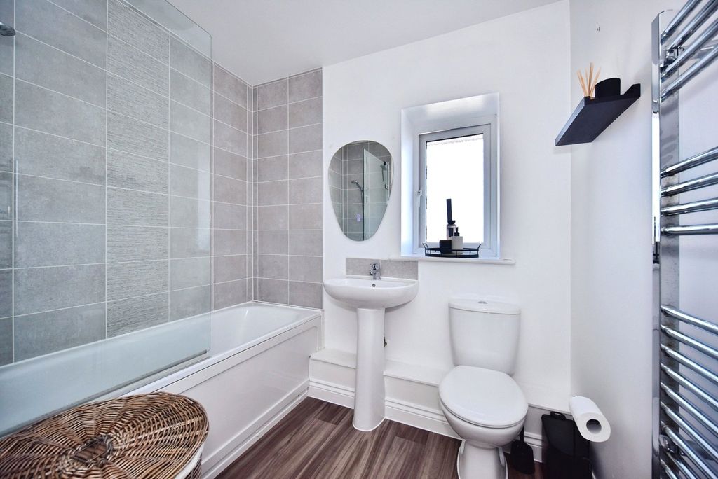 Property photo 3 of 15 Pbox-Img.Jpg