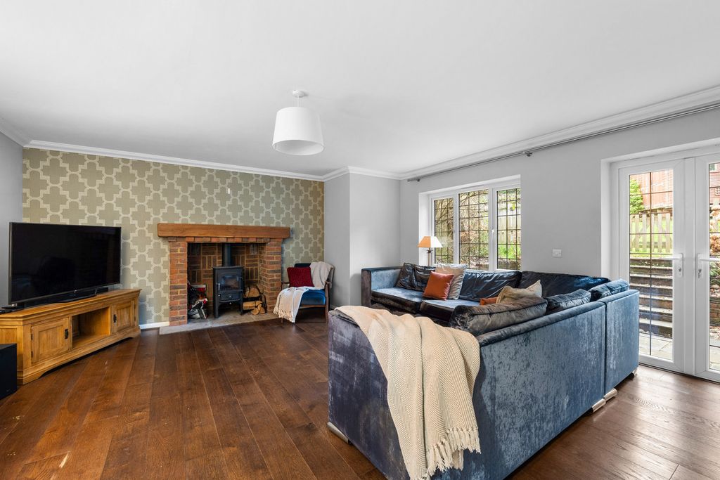 Property photo 3 of 15