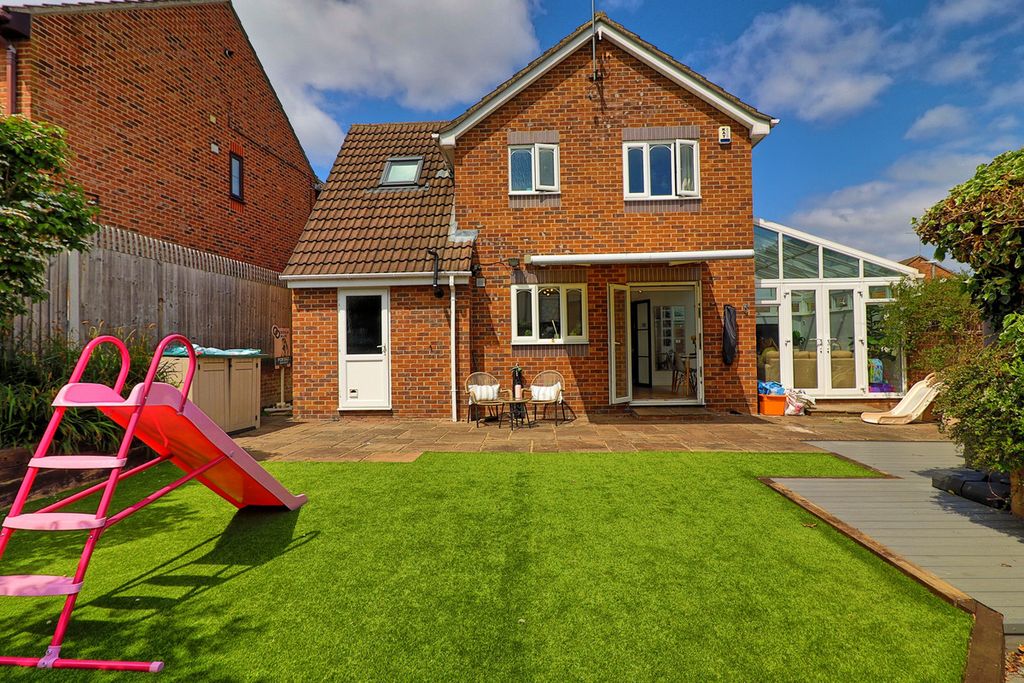 Property photo 2 of 30