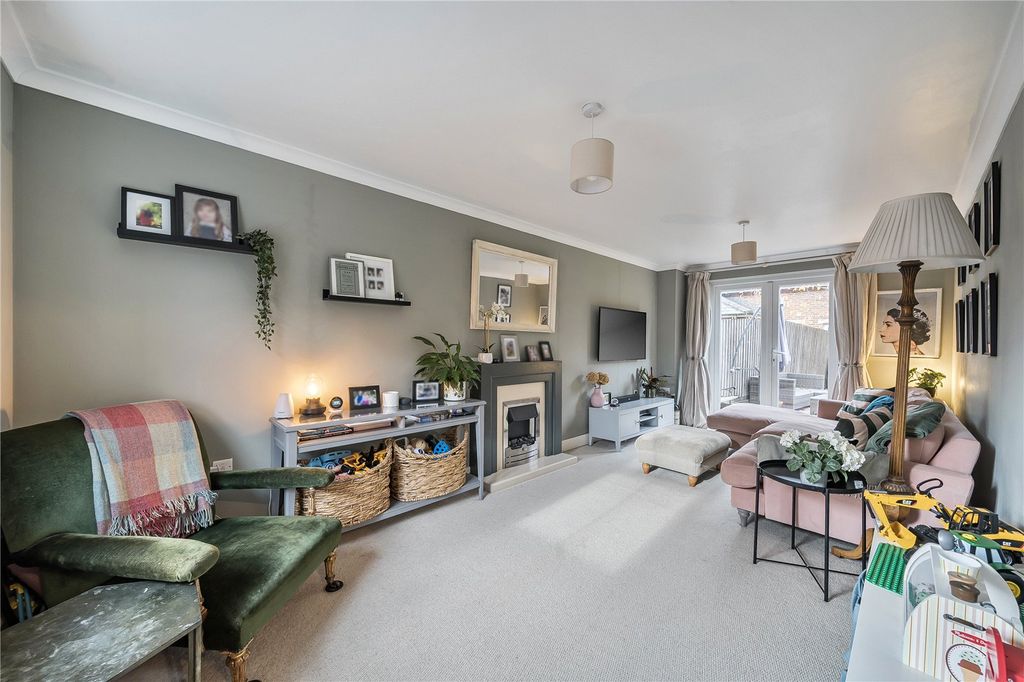 Property photo 3 of 21 Picture No. 10