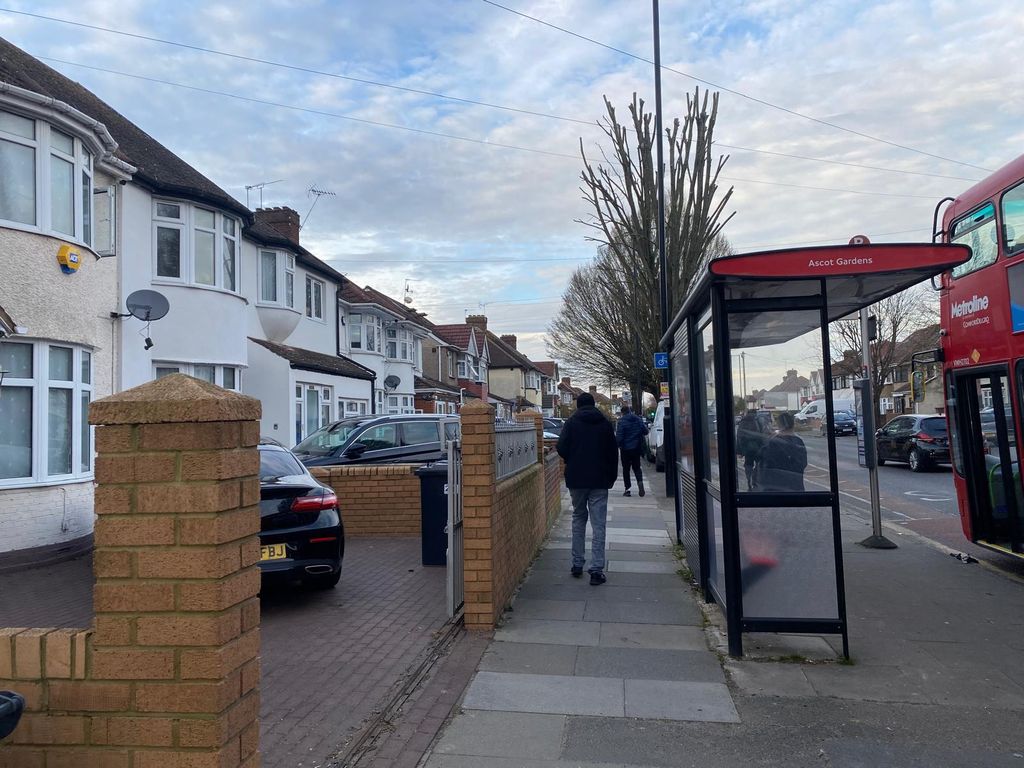 Property photo 3 of 18