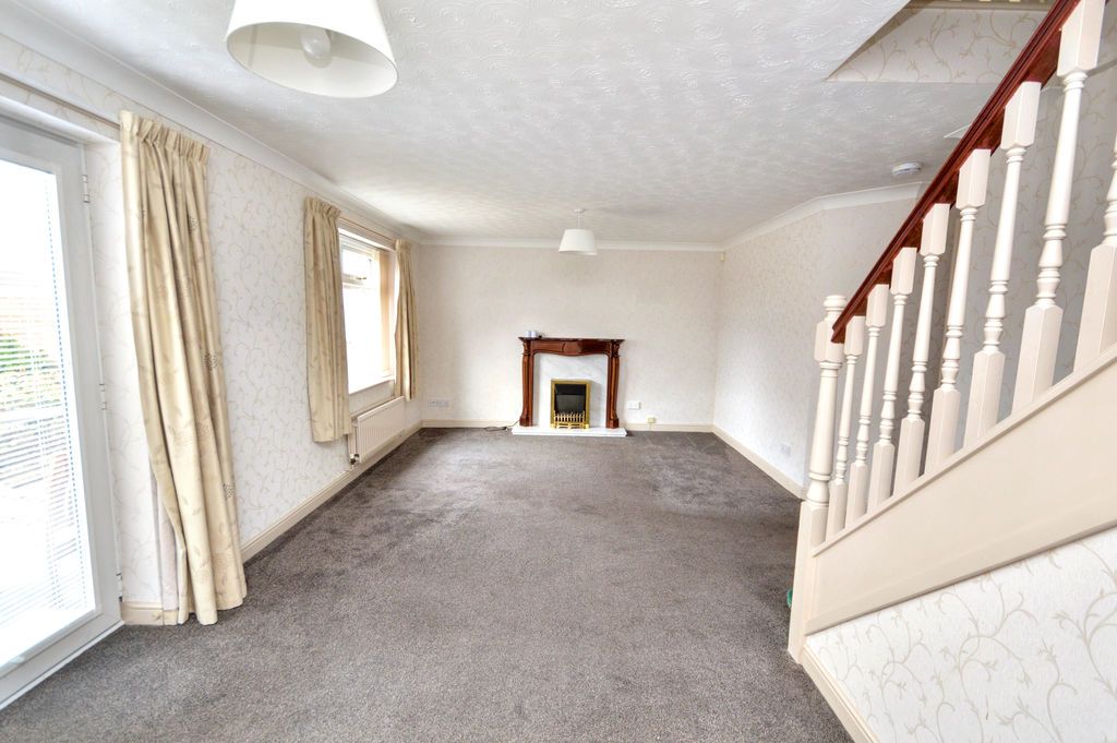 Property photo 2 of 17 Photo 1