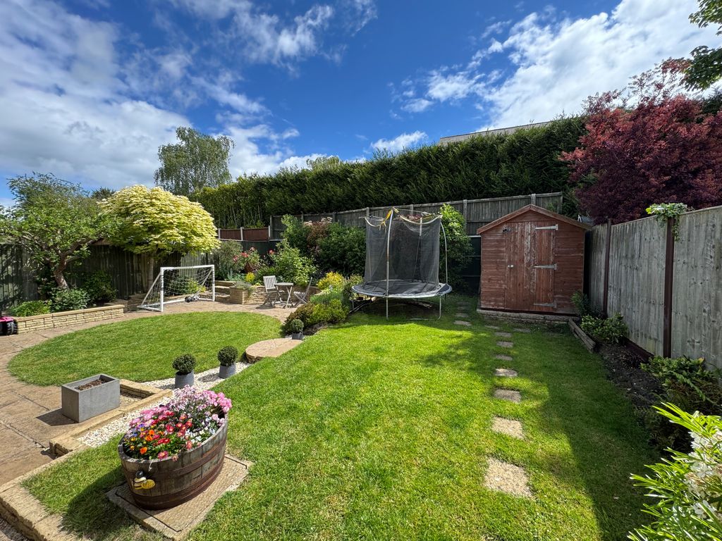 Property photo 3 of 15