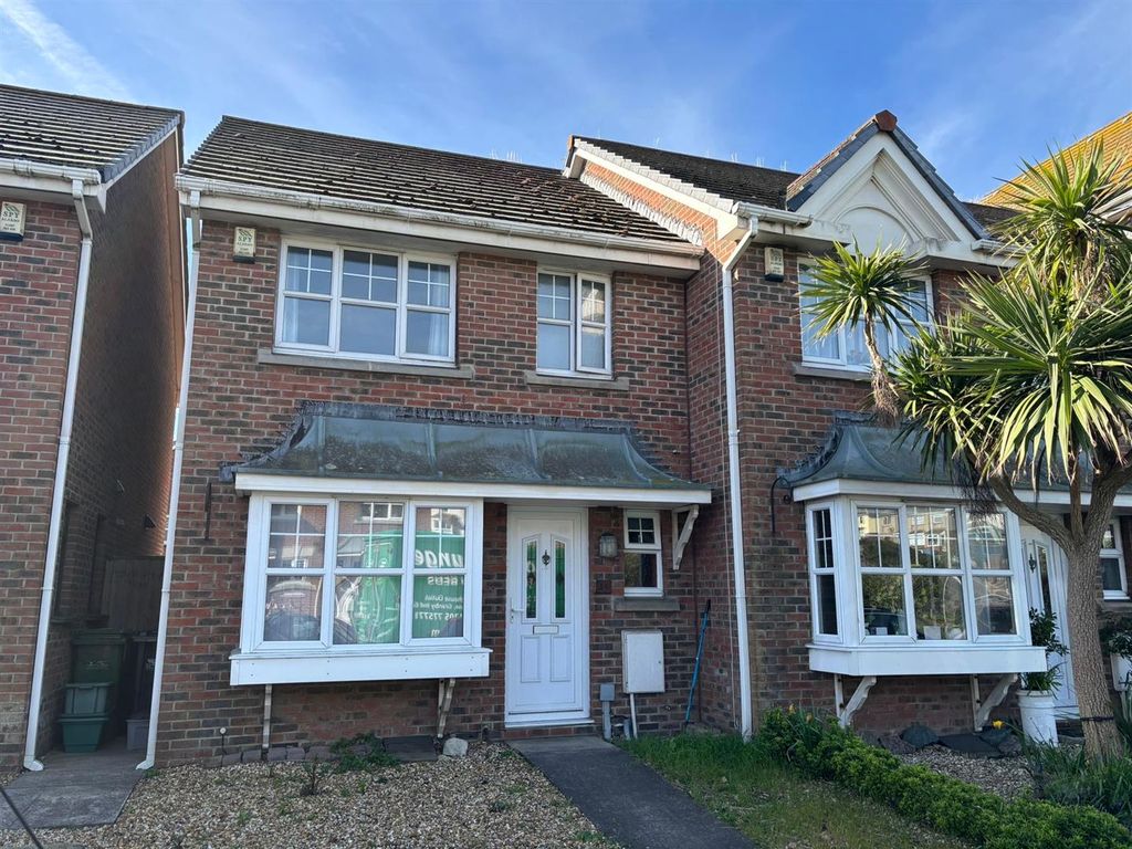 Property photo 1 of 3 Jufs6714.Jpg