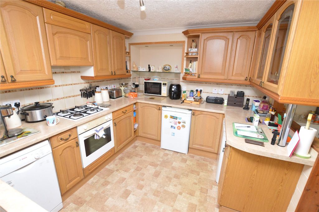 Property photo 2 of 14 Picture No. 10