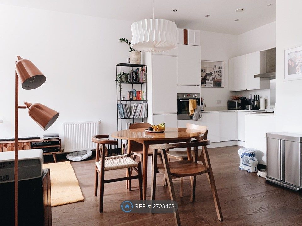 Property photo 1 of 16 Living Room (Downstairs)