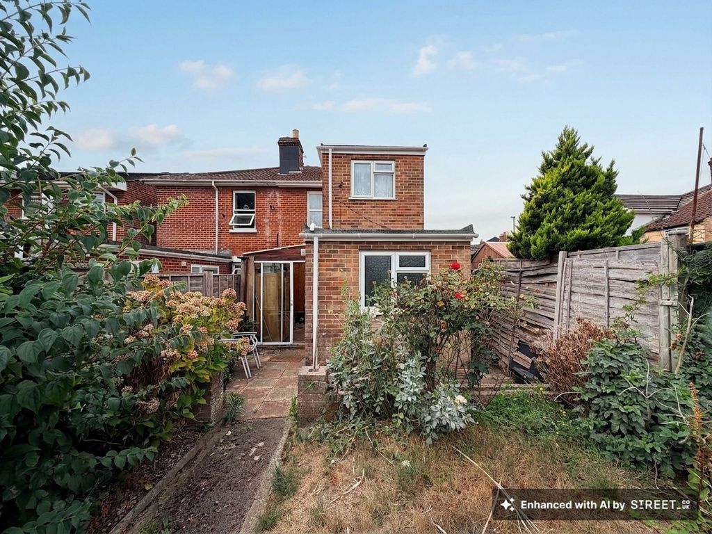 Property photo 2 of 18