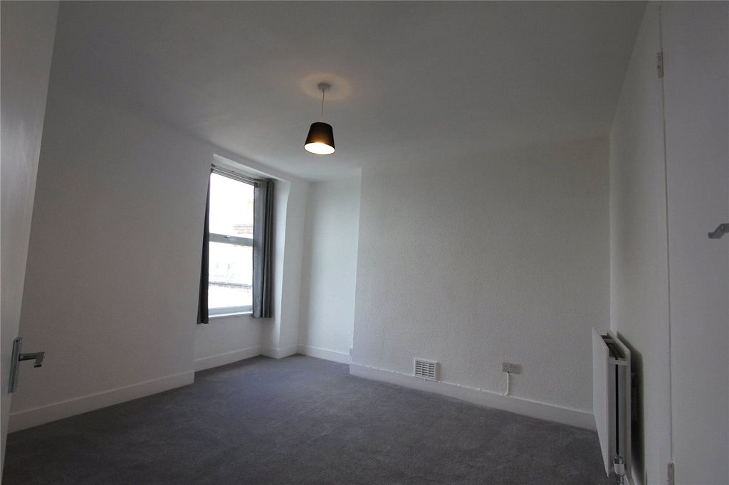 Property photo 3 of 7 Picture No. 07