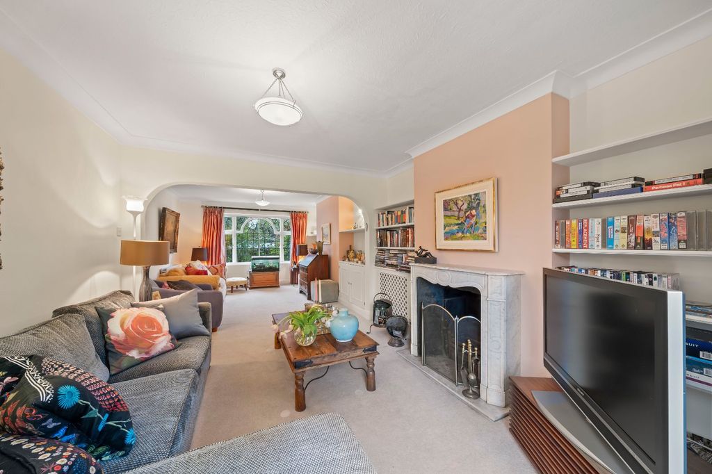 Property photo 2 of 26 Picture No. 44