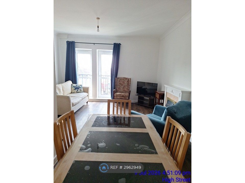 Property photo 2 of 7 Sitting Area And Dinning Space