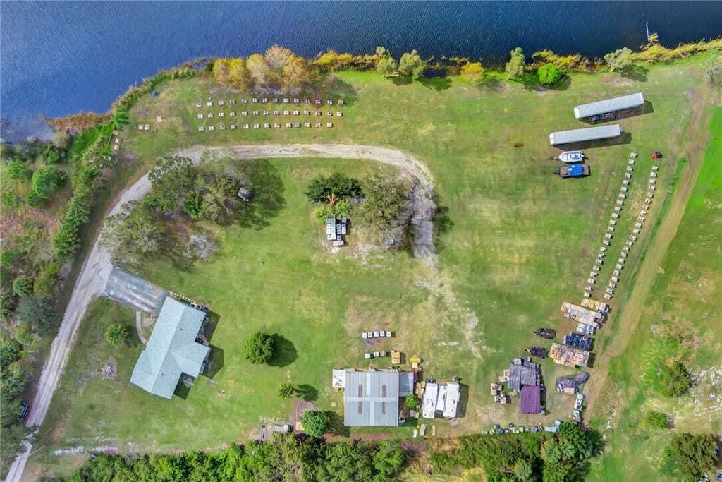 Property photo 1 of 31