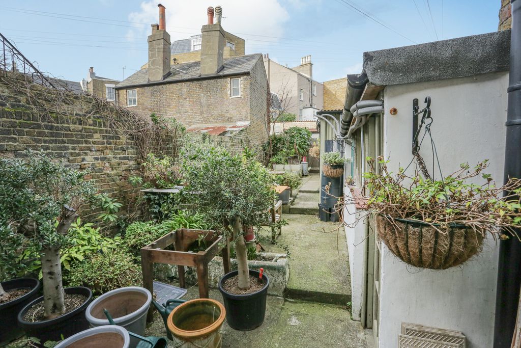 Additional image 21 of 6 bed terraced house for saleNelson Crescent, Ramsgate CT11