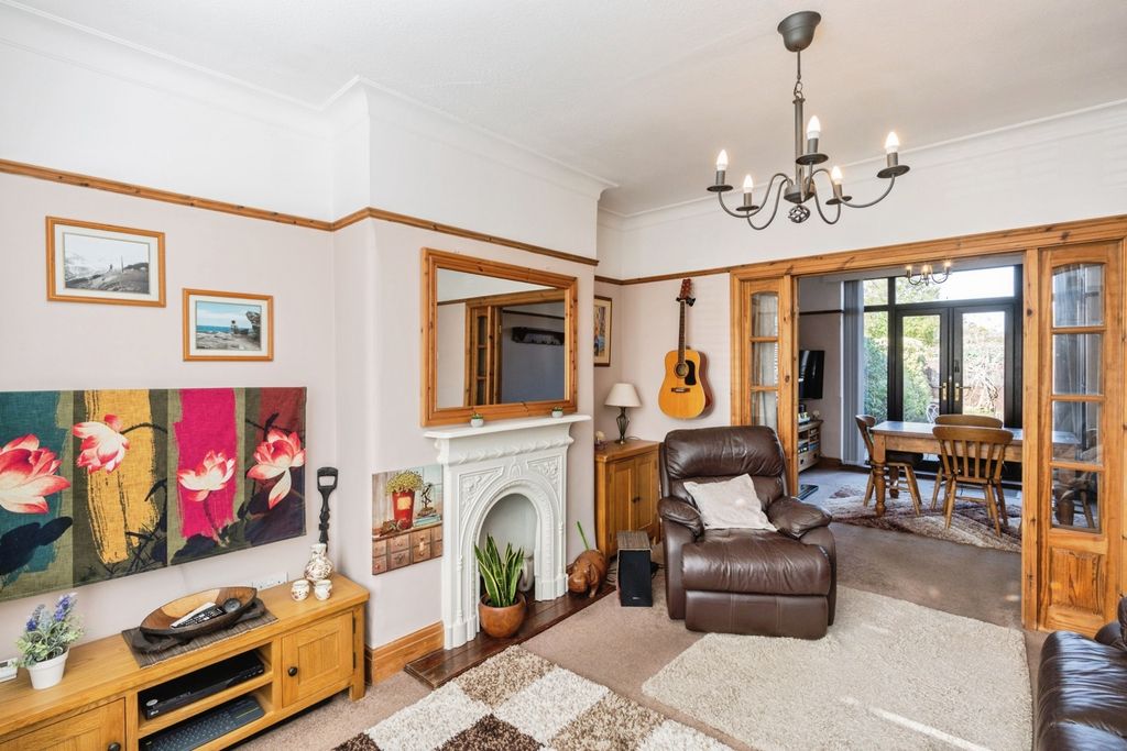 Property photo 2 of 19 Pbox-Img.Jpg