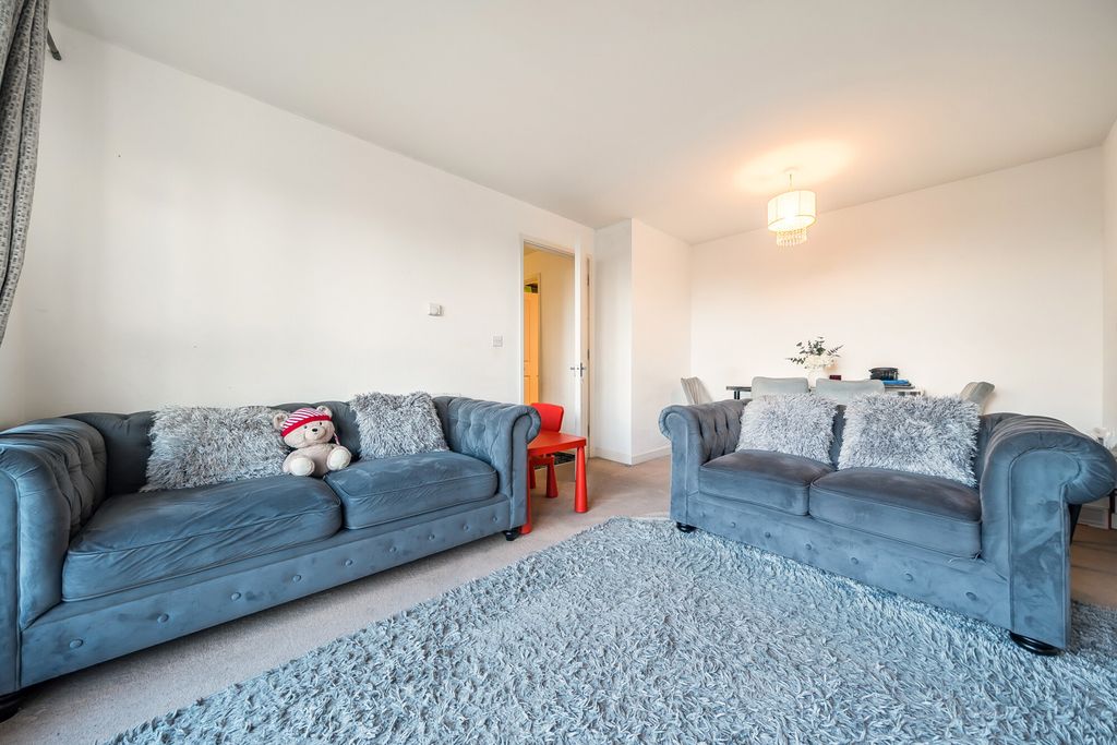 Property photo 2 of 19 Reception