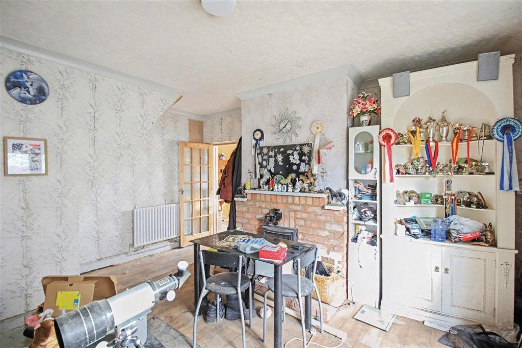 Property photo 3 of 5