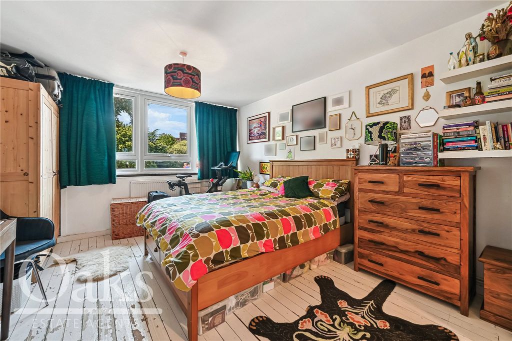 Property photo 3 of 8 Picture No. 02
